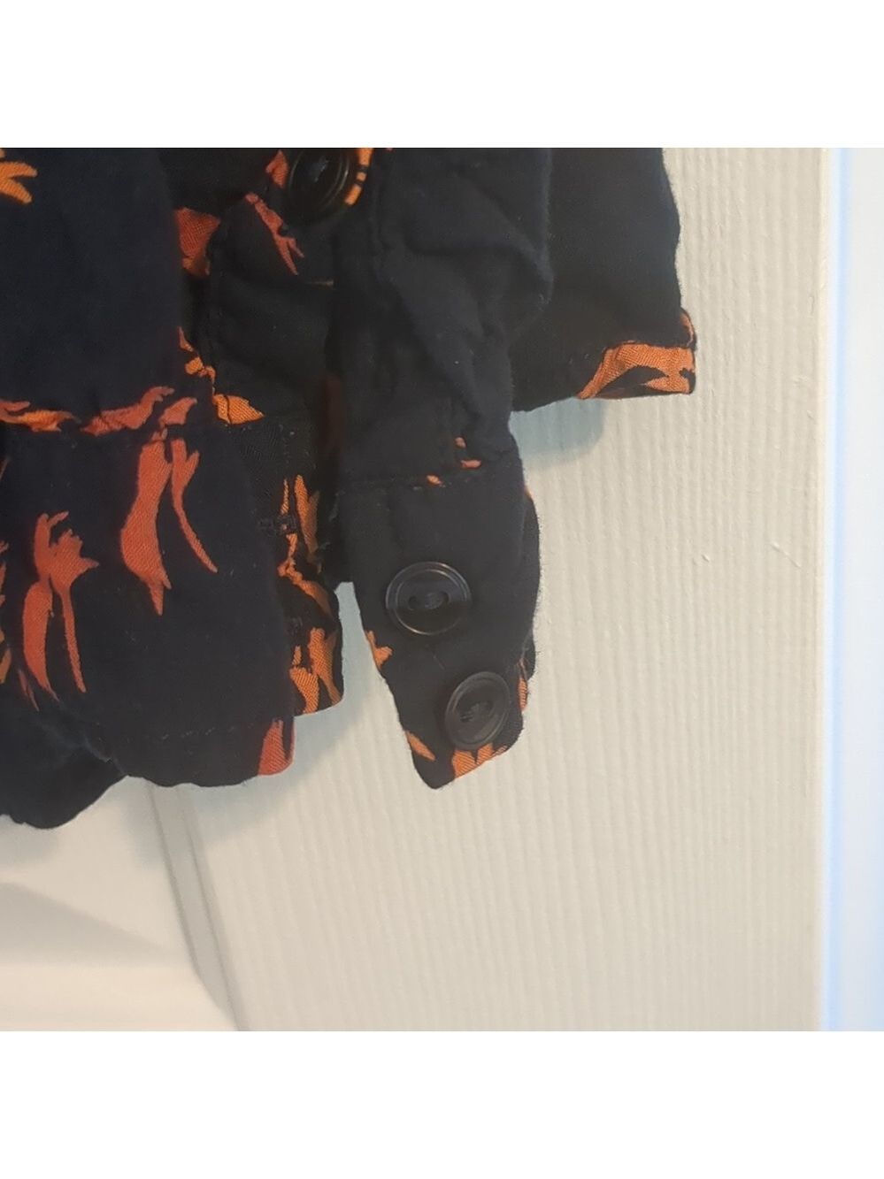Liz Claiborne long sleeve button down shirt - Picture 4 of 5